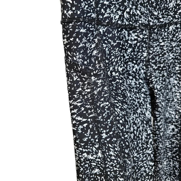 Athleta Womens Ultimate Stash 7/8 Tight Size  Small - Picture 7 of 8